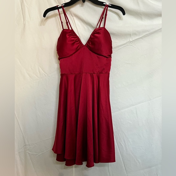 City Vibe Red Cocktail Dress Size 0 - Picture 1 of 2